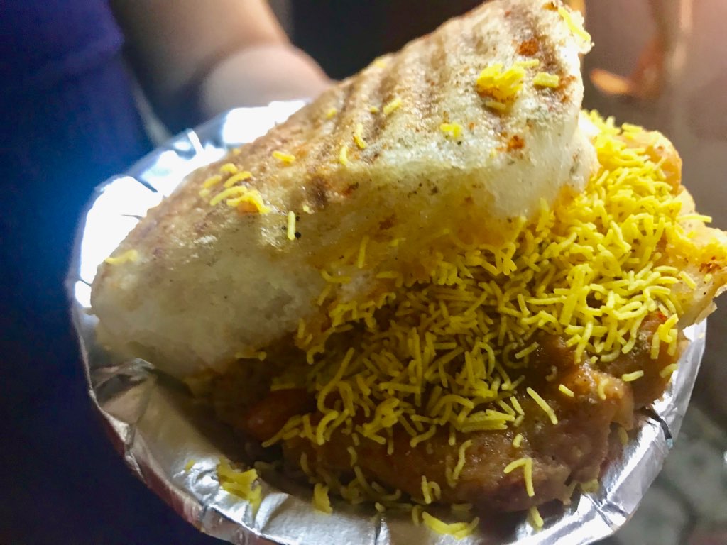 4DEC7994-5128-480E-B0AE-4BFB586BC0D9