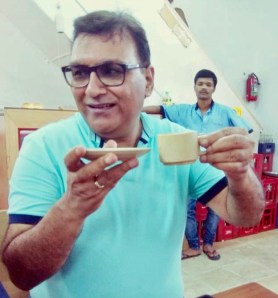 9527DAE4-85C7-4F85-8C9B-72D318358279