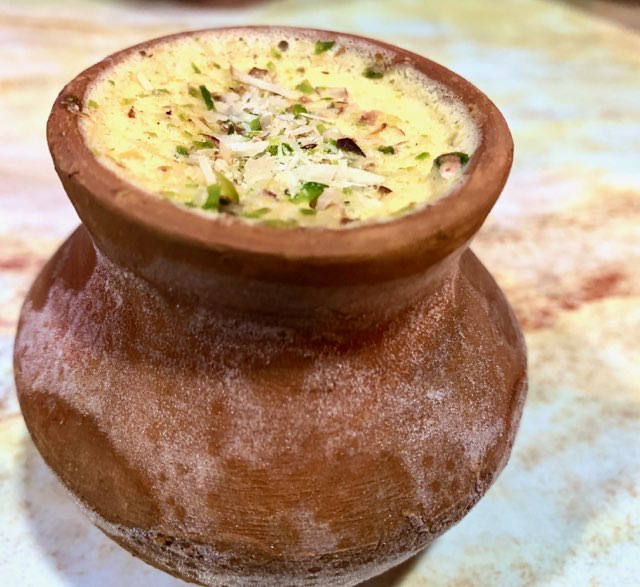 F990BEE9-038C-43F0-BB16-0281C0676131