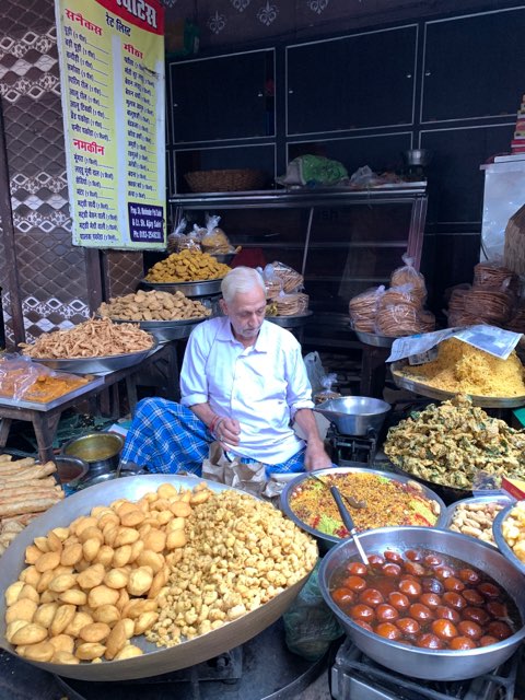 FBFC3C46-2C4E-4A69-ADE7-DB58CBB8150D